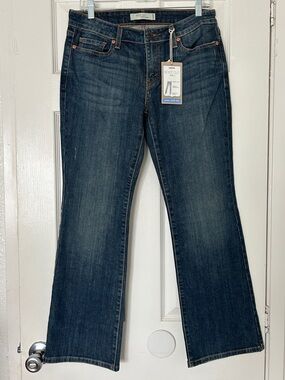 Levi’s boot cut 515 jeans mid rise PETITE 8